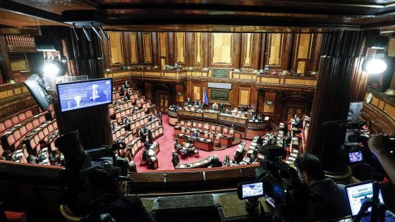 Il biotestamento è legge dello Stato: via libera definitivo al Senato con 180 sì